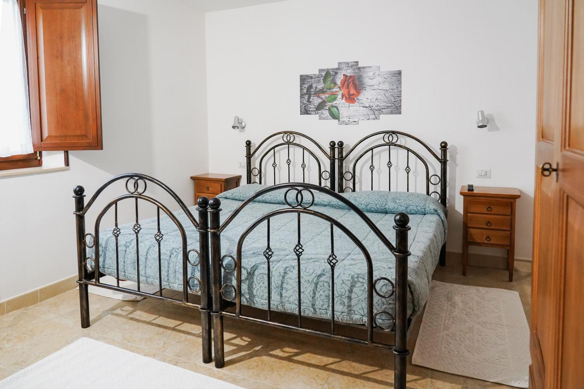 فوني B&B Gennargentu المظهر الخارجي الصورة
