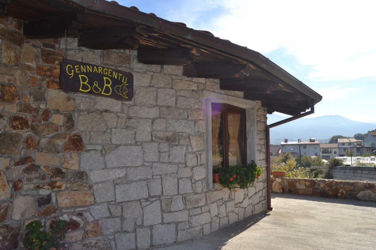 فوني B&B Gennargentu المظهر الخارجي الصورة